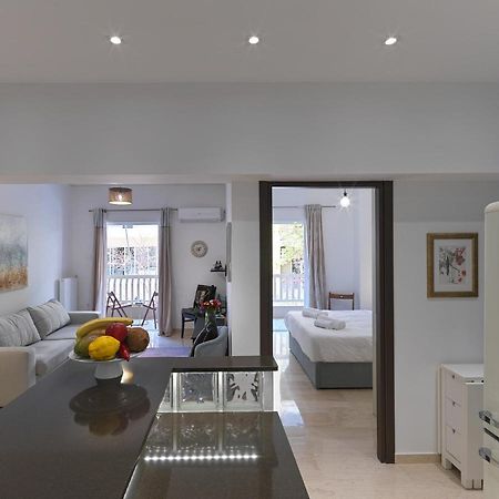 Newly Renovated Apartment In The Heart Of 아테네 외부 사진